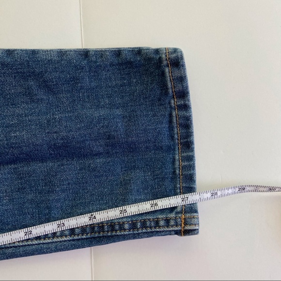 Everlane high rise the cheeky jean
size 27 - Picture 8 of 8